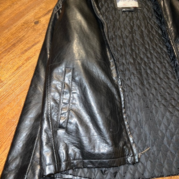 Whispering Smith Vintage Black Leather Zip Up Jacket Hood Quilted Lining Size XL - Picture 8 of 14